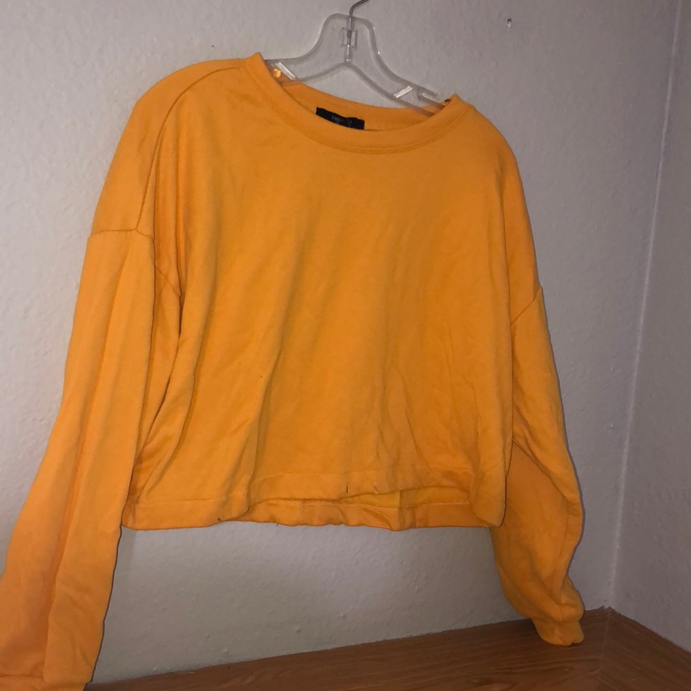 Cropped long sleeve